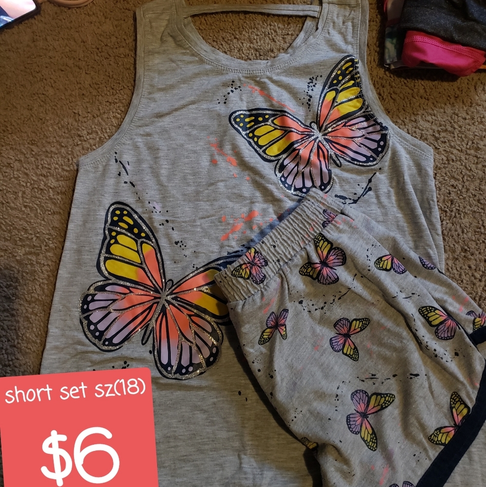 Girl's clothes